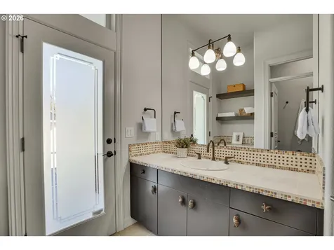 13467 NW Countryview Way Portland OR 97229