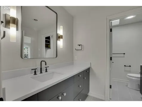 13467 NW Countryview Way Portland OR 97229
