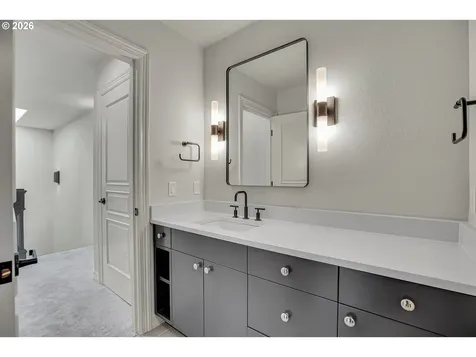 13467 NW Countryview Way Portland OR 97229
