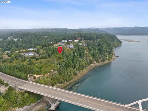 1000 NW Highland Drive Tl 4002 Waldport OR 97394