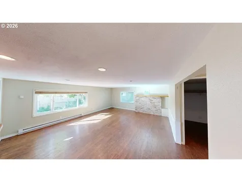 1214 Ransom Avenue Brookings OR 97415