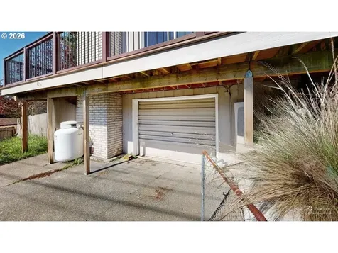 1214 Ransom Avenue Brookings OR 97415