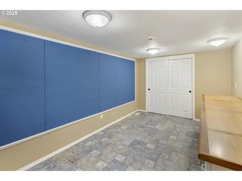 2030 Leslies Way West Linn OR 97068