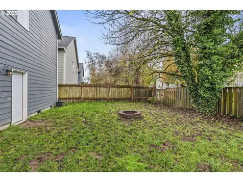 1783 Lewis River Road Woodland WA 98674