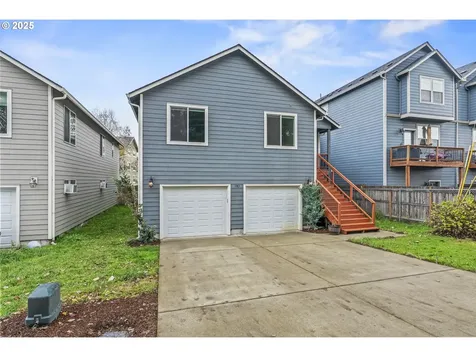 1783 Lewis River Road Woodland WA 98674