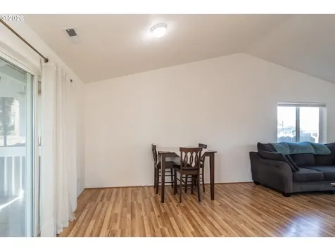 4216 Stella Street Roseburg OR 97471