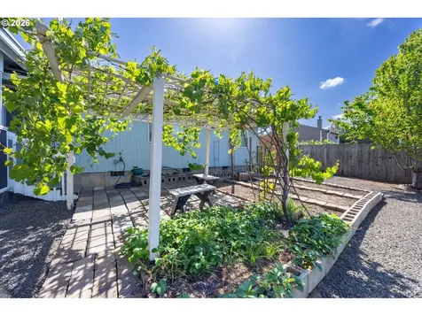 4216 Stella Street Roseburg OR 97471