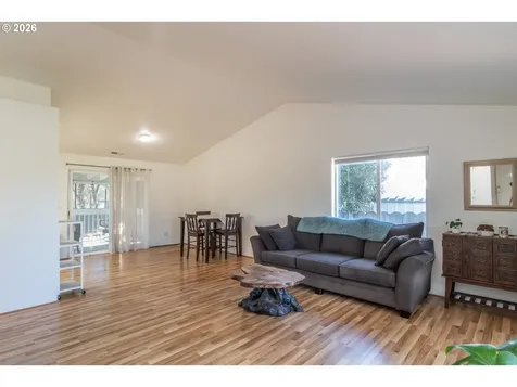 4216 Stella Street Roseburg OR 97471