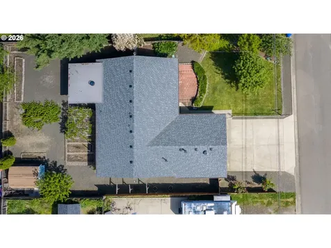 4216 Stella Street Roseburg OR 97471