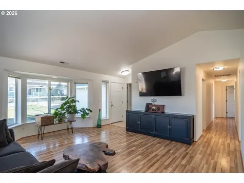 4216 Stella Street Roseburg OR 97471