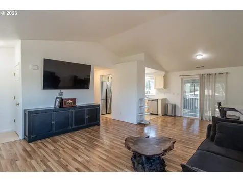 4216 Stella Street Roseburg OR 97471
