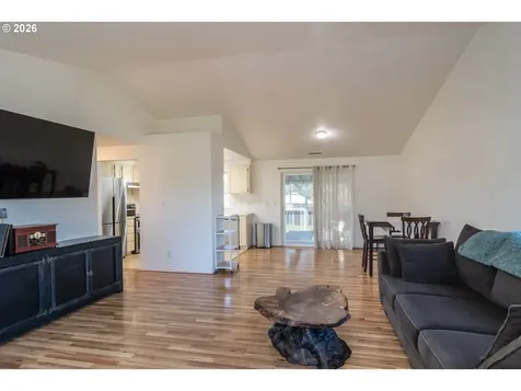 4216 Stella Street Roseburg OR 97471