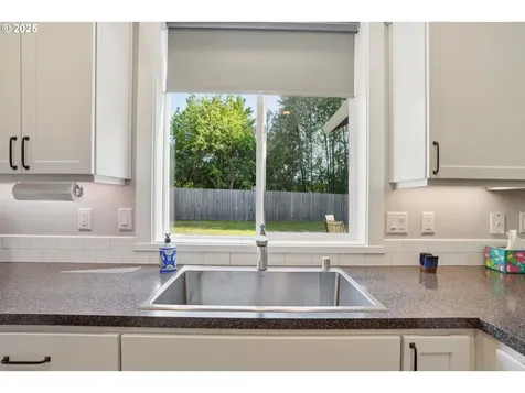 219 W Christy Court Yacolt WA 98675