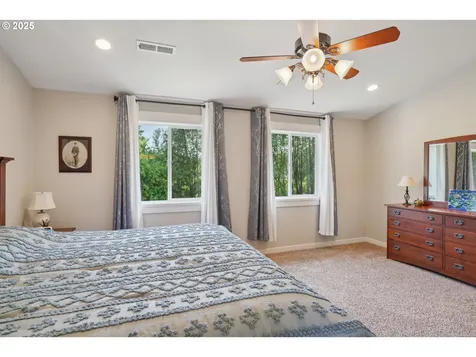 219 W Christy Court Yacolt WA 98675