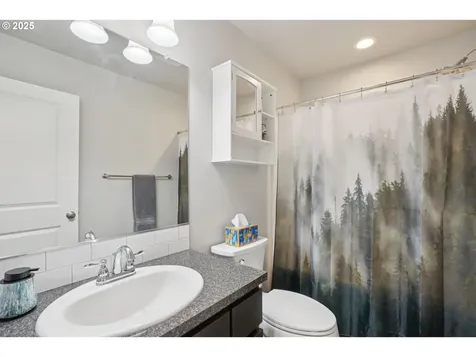 219 W Christy Court Yacolt WA 98675