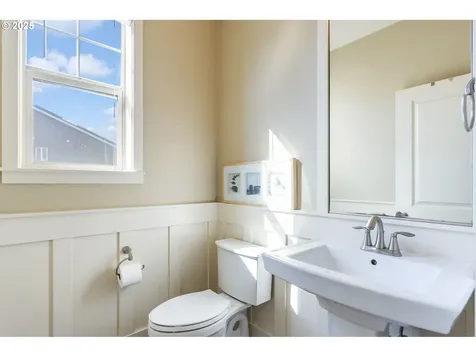 14071 SW Alpine Crest Way Portland OR 97224