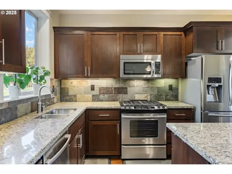 14071 SW Alpine Crest Way Portland OR 97224