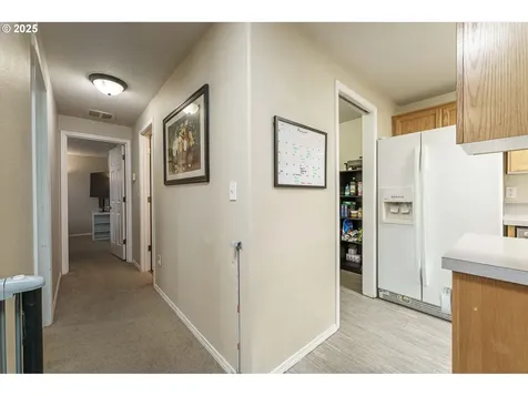 9009 NE Lewis Drive Vancouver WA 98662