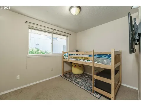 9009 NE Lewis Drive Vancouver WA 98662
