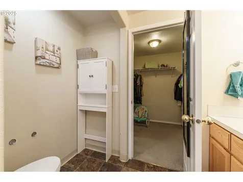 9009 NE Lewis Drive Vancouver WA 98662
