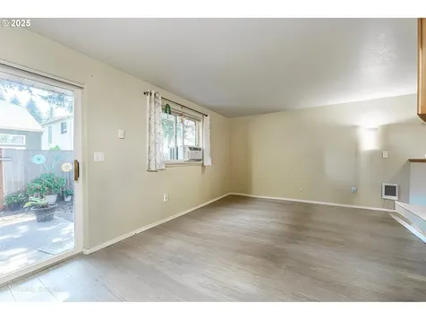 9009 NE Lewis Drive Vancouver WA 98662