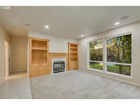 3637 NW Lansbrook Terrace Portland OR 97229