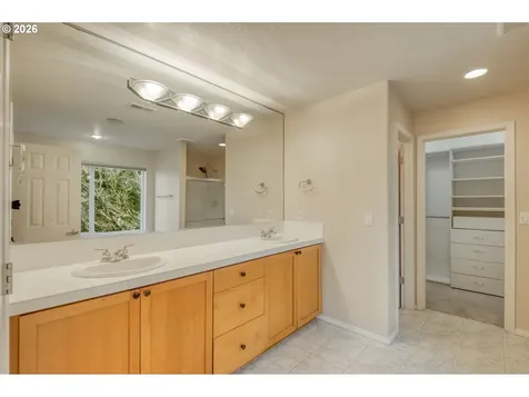 3637 NW Lansbrook Terrace Portland OR 97229