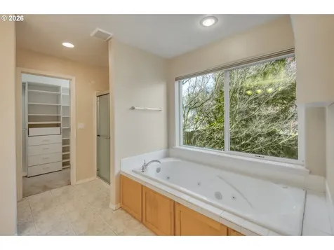 3637 NW Lansbrook Terrace Portland OR 97229