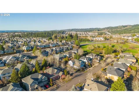 3637 NW Lansbrook Terrace Portland OR 97229