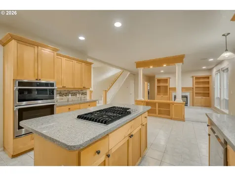 3637 NW Lansbrook Terrace Portland OR 97229