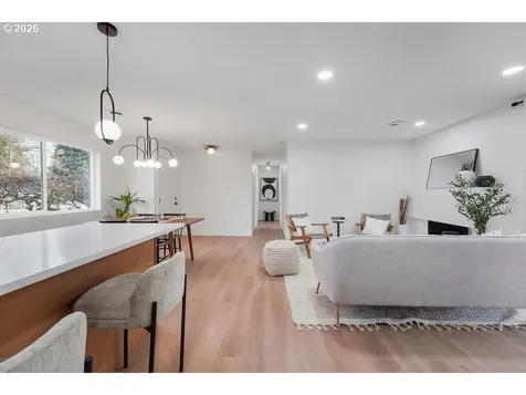 2666 Mark Lane West Linn OR 97068
