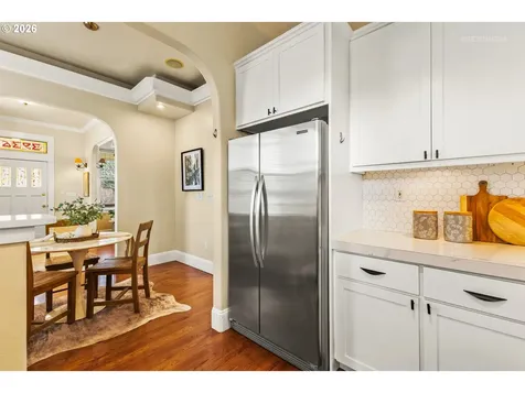 3936 NE Grand Avenue Portland OR 97212