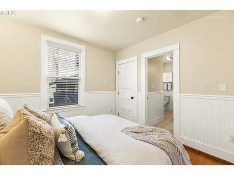 3936 NE Grand Avenue Portland OR 97212