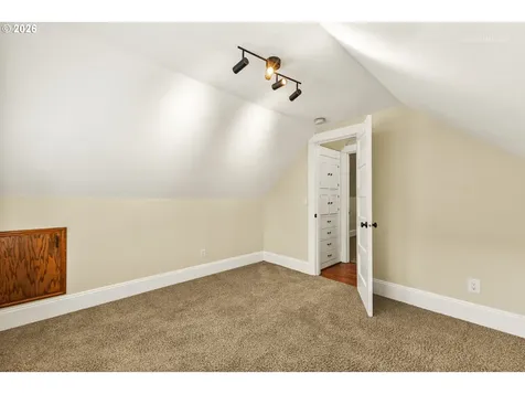 3936 NE Grand Avenue Portland OR 97212
