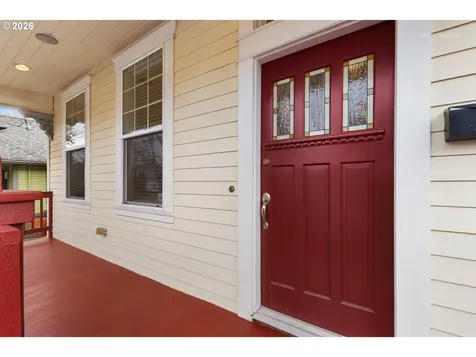 3936 NE Grand Avenue Portland OR 97212