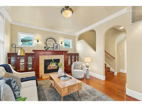 3936 NE Grand Avenue Portland OR 97212