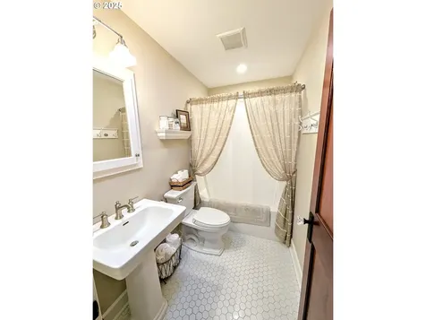 702 O Avenue La Grande OR 97850