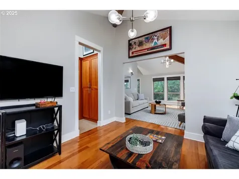 9485 SW Washington Street Portland OR 97225