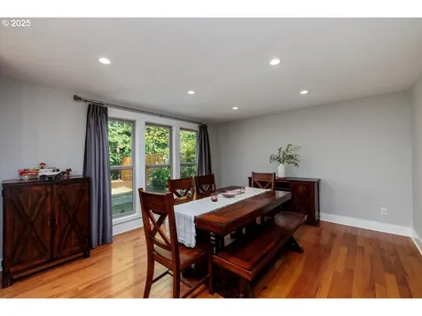 9485 SW Washington Street Portland OR 97225