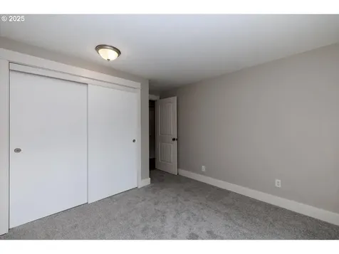 9485 SW Washington Street Portland OR 97225