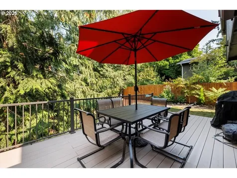 9485 SW Washington Street Portland OR 97225