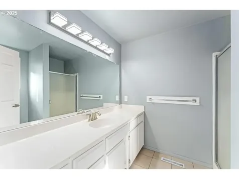 3046 Crystal Mountain Avenue Medford OR 97504
