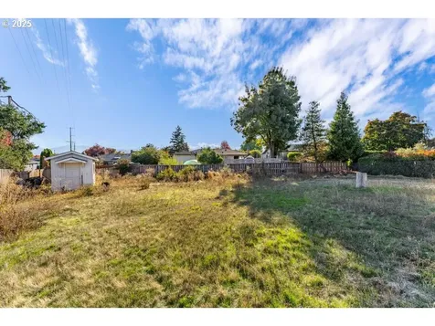3046 Crystal Mountain Avenue Medford OR 97504