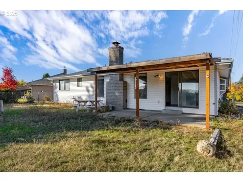 3046 Crystal Mountain Avenue Medford OR 97504