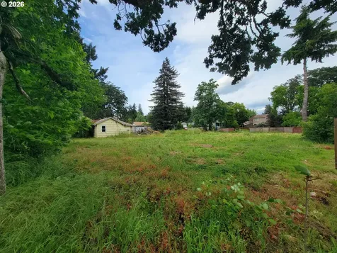 1100 E Santiam Street Stayton OR 97383
