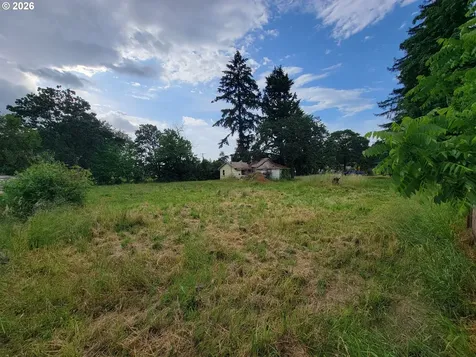 1100 E Santiam Street Stayton OR 97383
