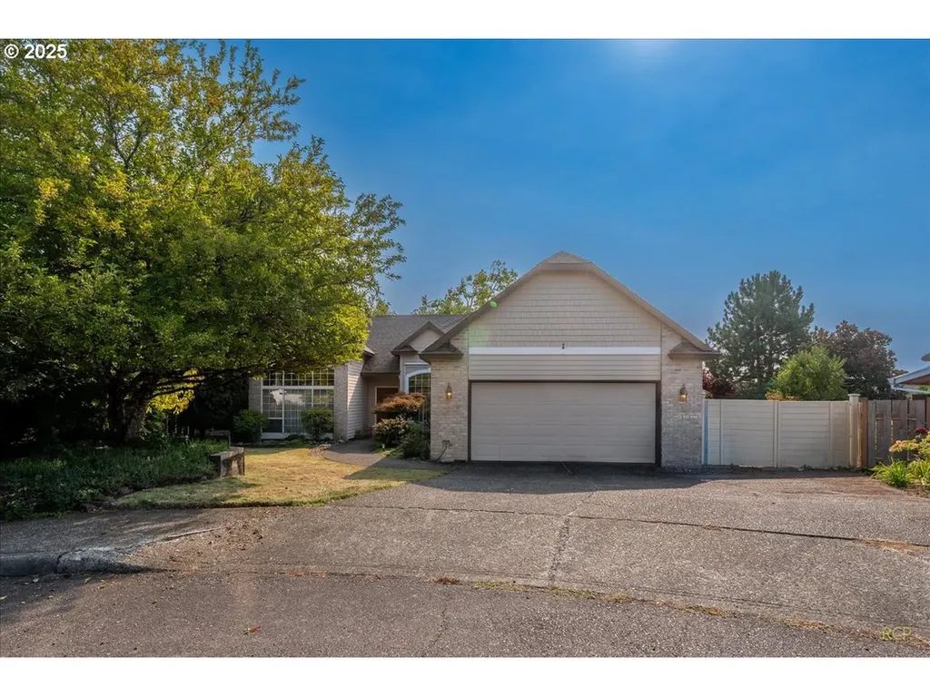 12900 SE Ott Street Clackamas OR 97015