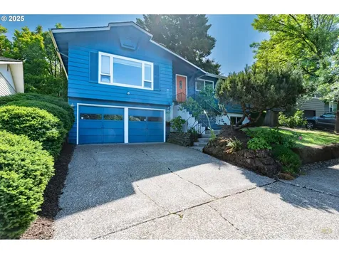 7323 SW Nevada Terrace Portland OR 97219