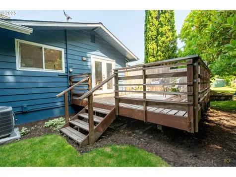 7323 SW Nevada Terrace Portland OR 97219