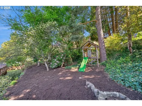 7323 SW Nevada Terrace Portland OR 97219